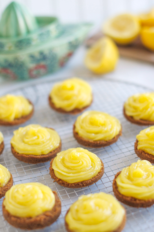 Biscuiti cu lemon curd