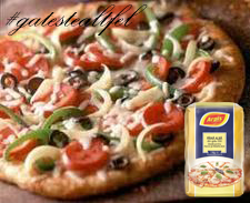 Pizza cu ceapa, ardei si telina