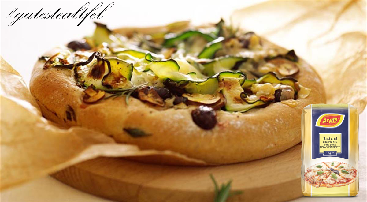 Pizza cu ciuperci sau dovlecei