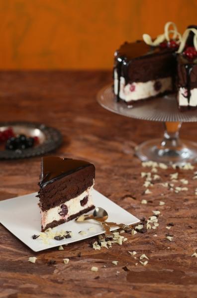 Tortul casei acum pe www.etorturi.ro