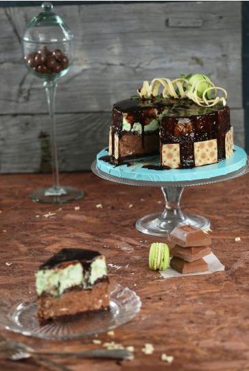 Tortul Pasion for mint acum pe www.etorturi.ro