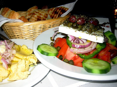 Incursiune culinara prin Atena, destinatie recomandata de Tarom