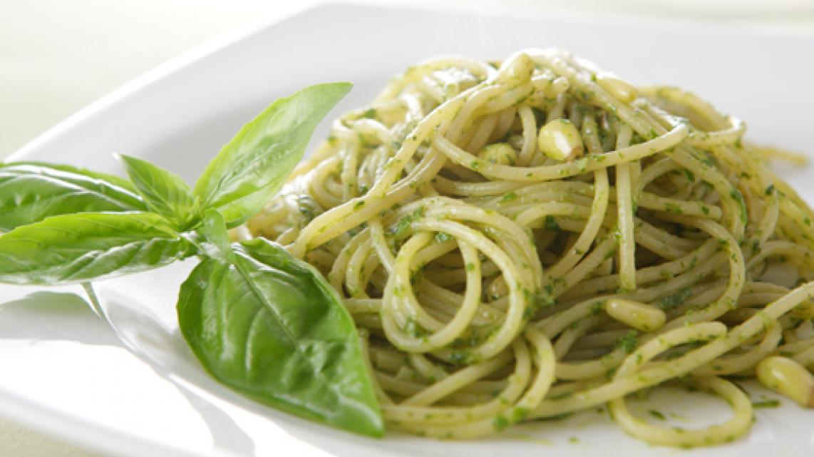 Sos pentru spaghete al pesto