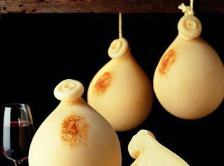 Branza Cacciocavallo