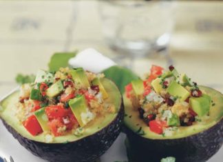 Salata de avocado