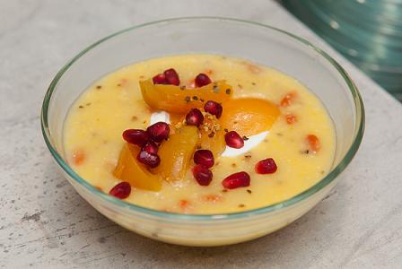 Desert Pesca cu mamaliga