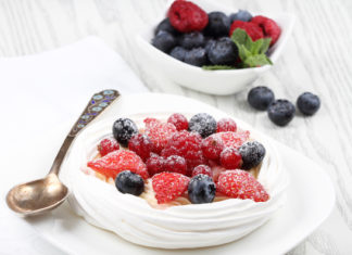 Mereng cu fructe de padure