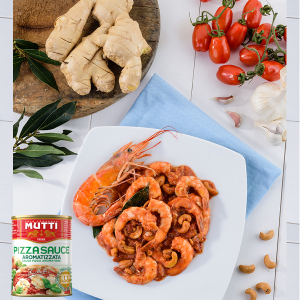 Creveti cu ceapa si Mutti sos de rosii pentru pizza