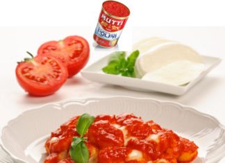 Gnocchi cu Mutti pulpa de rosii