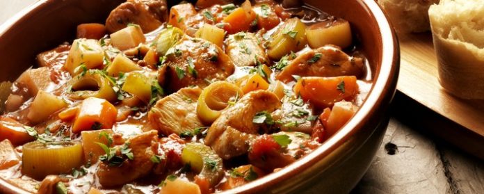 Musaca de legume cu pui