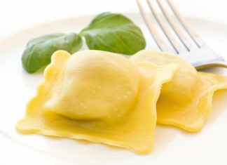 Ravioli cu carne si cu ciuperci