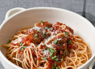Spaghete cu muschiulet si ciuperci