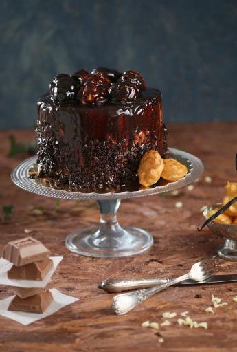 Tortul Profiterol acum pe www.etorturi.ro