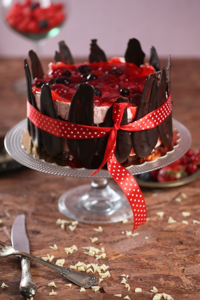 Tortul Verii acum pe www.etorturi.ro