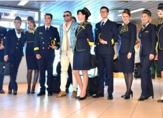 Cum arata noile uniforme ale TAROM, semnate Catalin Botezatu