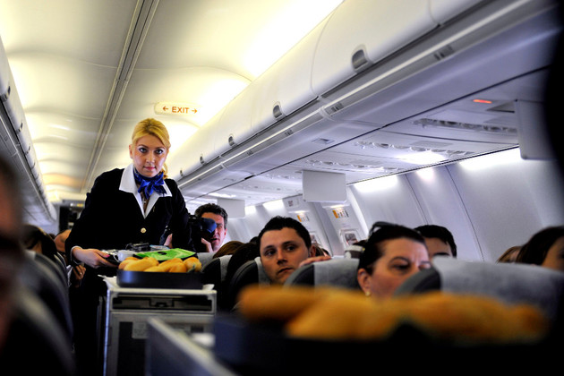 De ce sucul de rosii e mai gustos in avion?