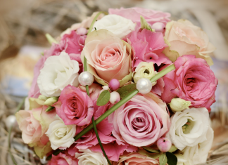 sfaturi de frumusete pentru a recicla trandafirii primiti de Valentines Day